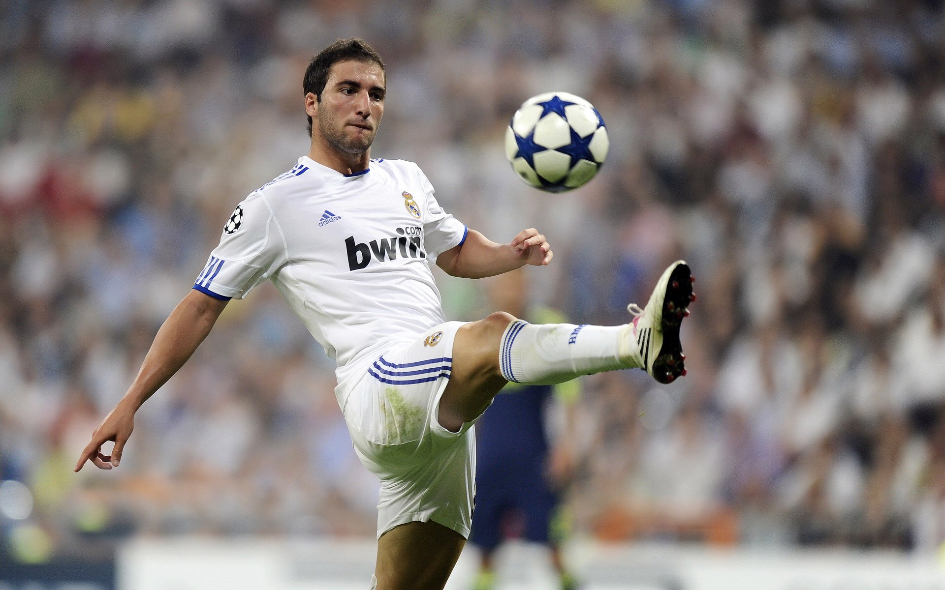 APEX英雄 战队积分赛竞争白热化，apex排位分段赛